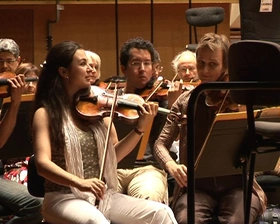 Musicienne, violon solo